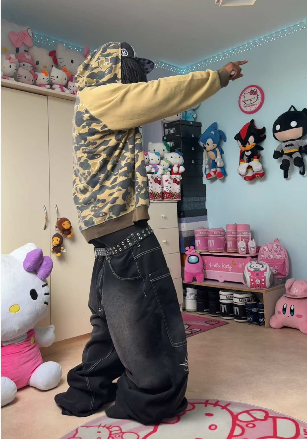 @[ᴍᴜʀ - ᴢᴇᴇ]®  #murzz #sanrio #hellokitty 