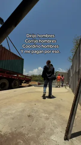 El trabajo soñado. #ingenieracivil #girlpower #omvres #construccion 
