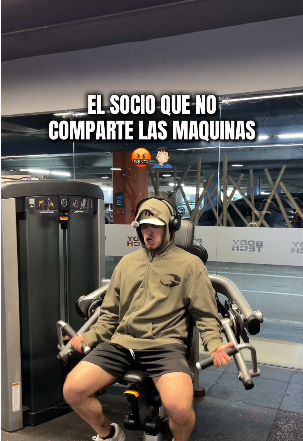 El socio del gym que no se turna las maquinas🤬🤬🤬 #GymTok #GymLife #gimnasiomotivacion #quebarrabasadasocio 