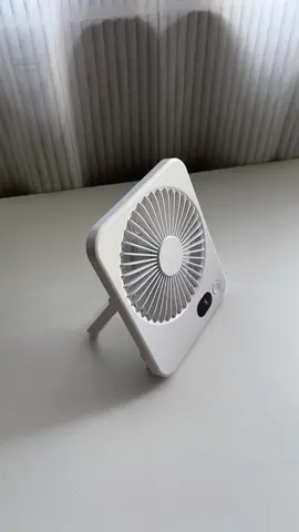 Handly, slim, and high-speed desk fan! #deskfan #desktopfan #minifan #foldabledeskfan #rechargeabledeskfan 