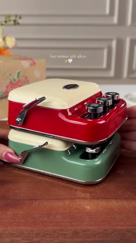 It fulfills all my fantasies about printer.✨🤍 Samll and exquisite like a radio, gift wrapping, home storage. #phomemo #phomemoribbonprinter #phomemop15 #giftideasforher #wrappinggifts