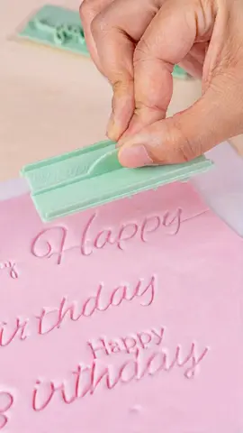 8pcs/set Happy Birthday Wishes Cake Words Stamp Set, Cake Decorating Kit, Handwritten Letter Cutters for DIY Cake Pastry, Perfect for Celebrations #birthdayset #birthdaykit #birthdaytreats #birthdaypartydiy #cricutweddingdiy #cakedecoratingtools #holidaybakeware #handmadebirthdaycard #handletteringtools #diycaketopper