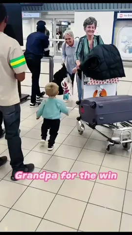 love grandpa#grandpa#baby #grandparentsoftiktok #fyp #kids 