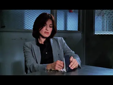 #oliviabenson S1 Liv Benson>>> (I love how the slap is in time at the end)  #lawandordersvu #svu #edit #foryoupage  (Olivia Benson on Law and order SVU) ac: @slvreaudios  Song: Fire in my heart - Escape from new york scp: crimestape