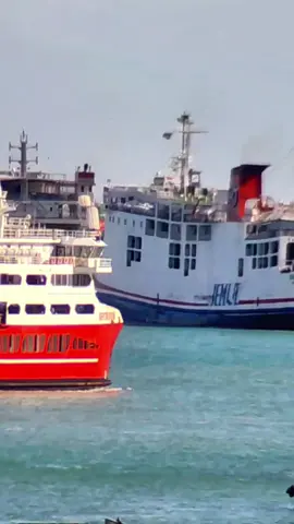 Pesona Kapal² Selat Sunda