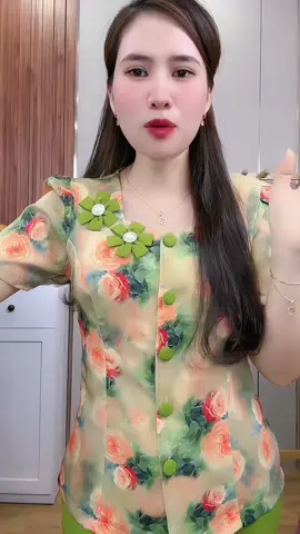 Chưa biết chọn đồ đi ăn đám tiệc các chế tham khảo mẫu hót nhà quỳnh anh nhé mặc lên nhất định sẽ xinh đẹp luôn ạ 🥰#dobomacnha #dobo #xuhuongtiktok 