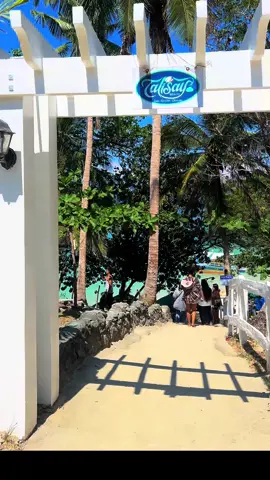 Quick na uwi sa Quezon tapos napadpad bigla sa beach. 🌊 #quezonprovince #talisaybeach #beachrecommendation  #sannarcisoquezon 