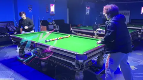 Khi kỹ năng đã tốt thì nơi nào cũng có thể là bàn để tập giật bóng 👏🏻🏓 