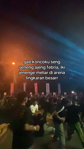 #vivalapss #konsermusik #poprock #rebelionrose #bermalambintang 