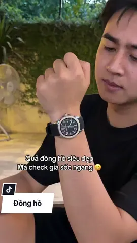 Quả đồng hồ đẹp mà check giá sốc ngang 😆