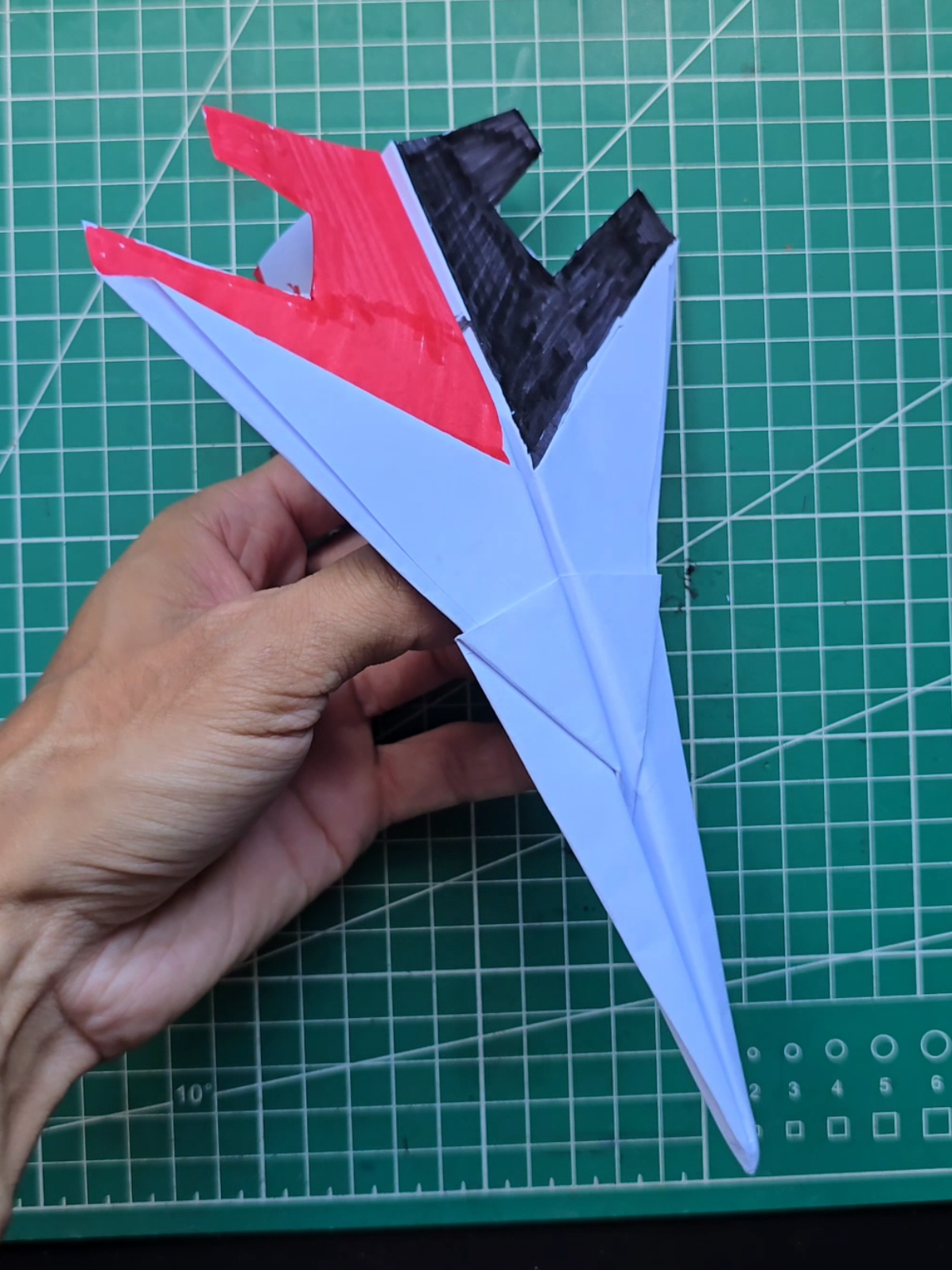 Make a paper airplane that flies a lot  #airplane #handicraft #origamitutorial #papercraft #DIY 