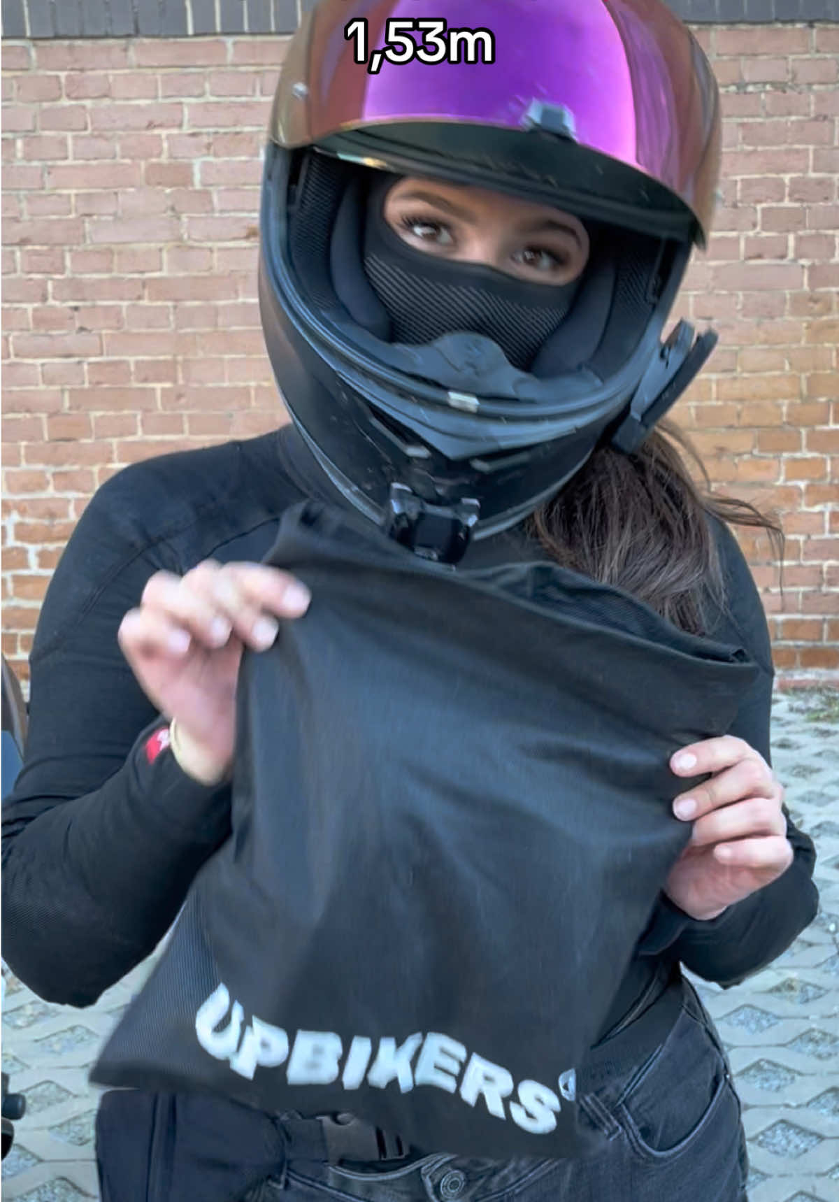 Anzeige - Testprodukt 💗 Ich war total erstaunt, was das für einen Unterschied macht. Welches Bike soll ich als Nächstes testen?? @Upbikers  #motorcycle #motorrad #bikergirl 
