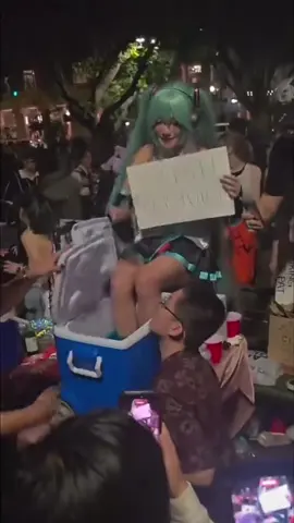 DEVELOPING: Anime cosplayers were spotted making hundreds of dollars selling 