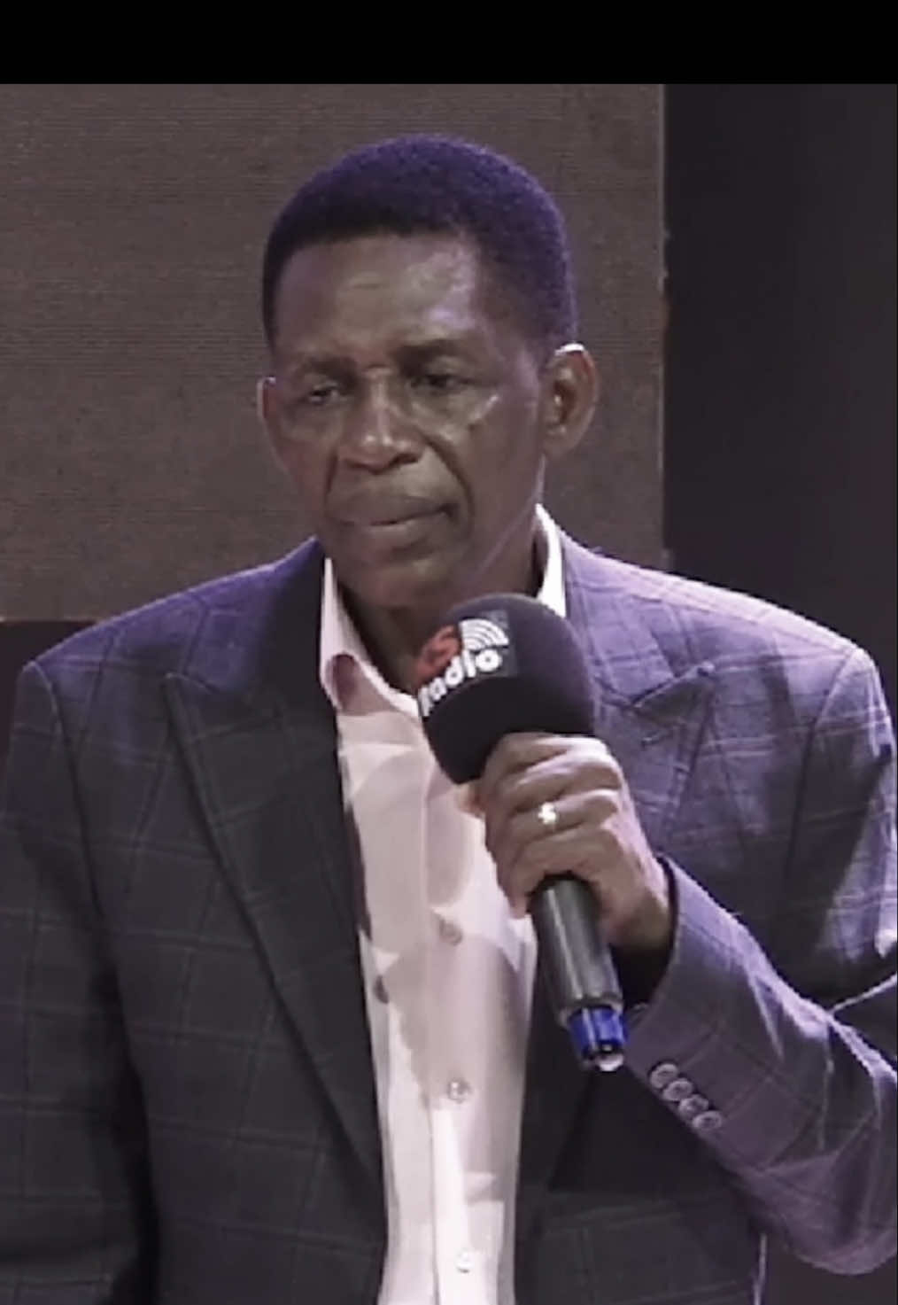 “Pulling Someone down won’t make you better“ - @Pr.Solomon Mwesige  #GoodNewsChurchBulenga #positivity #Lifestyle #fyp #trending 