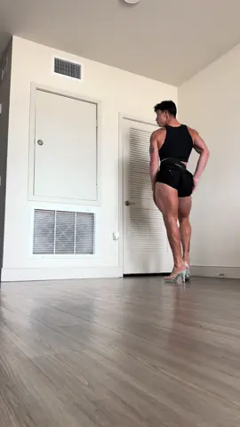 Trying to wake up a little 🤧 #mlm #posing #heels #bodybuilding #fyp @The Shoe Fairy 