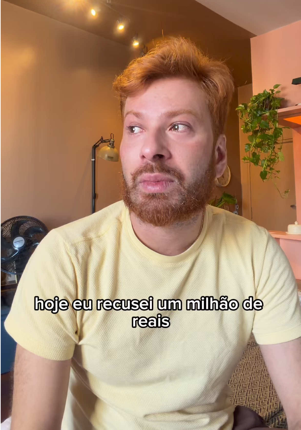 Uma mistura de tristeza , indignação e até de medo de eu ter feito a escolha errada. . . . #tristeza #jogos #dinheiro #influenciador