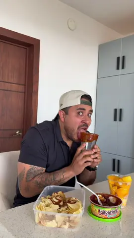 El chisme es bueno, pero acompañado de Pulparindo Splash y Pulparindo Rim Dip, sabe aún mejor 😂 @Pulparindo - Dulces de la Rosa  #PulparindoSplash #PulparindoRimDip 
