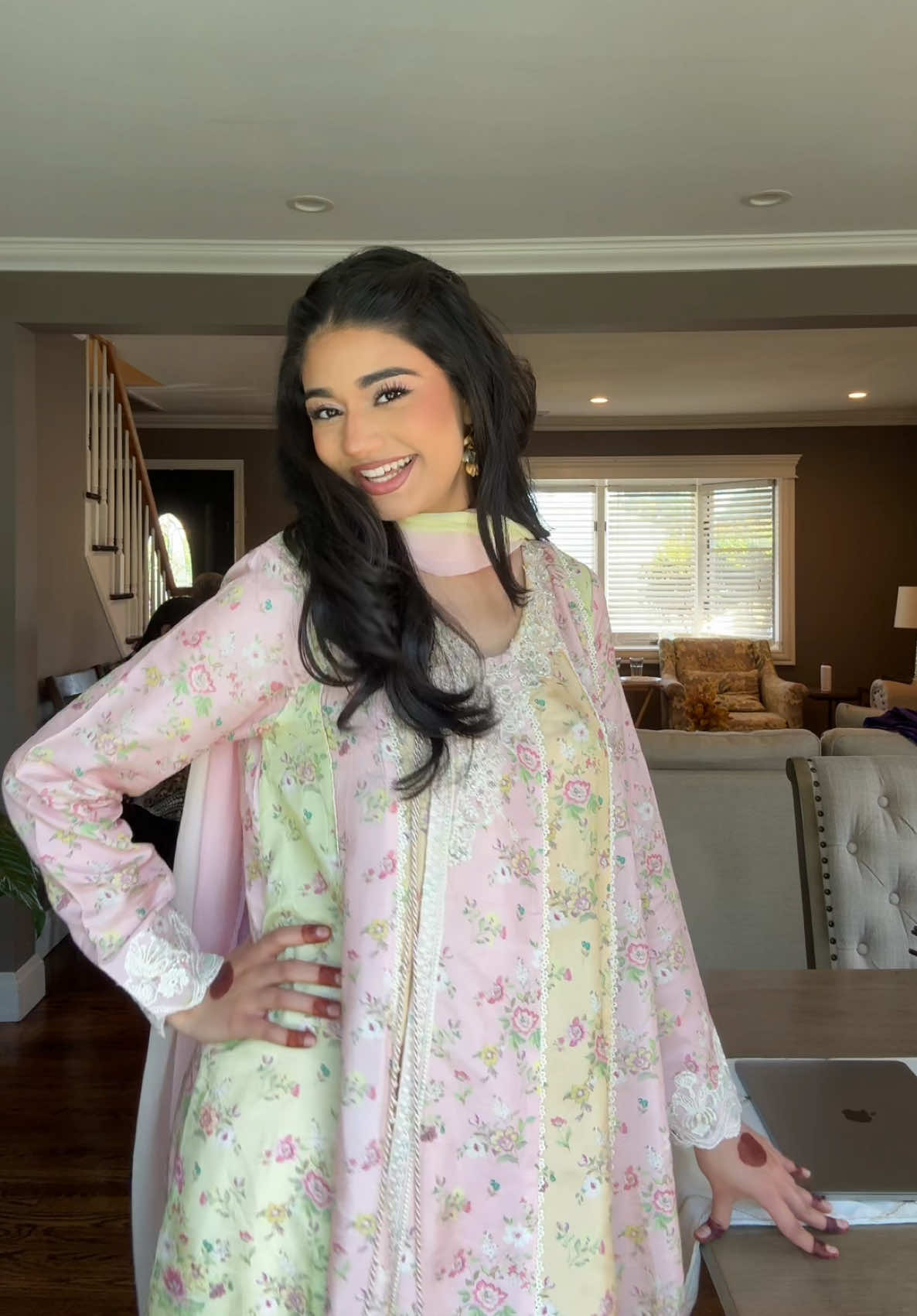 looking like a guldasta #foryou  #brown #pakistani #eid 