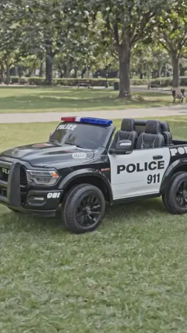 Nice police style,make every child smile!#kidscar #kidstoys #policecar #24vkidscar #4wd 