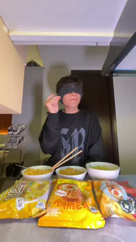 merugilah kalian yang ga suka ramen keju