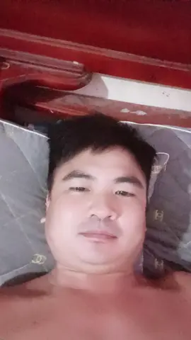 chan bố mày đi 