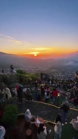Sunrise Taman Langit Dieng🥰 #dieng #fyp #fypシ゚viral #diengwonosobo #sindoro 