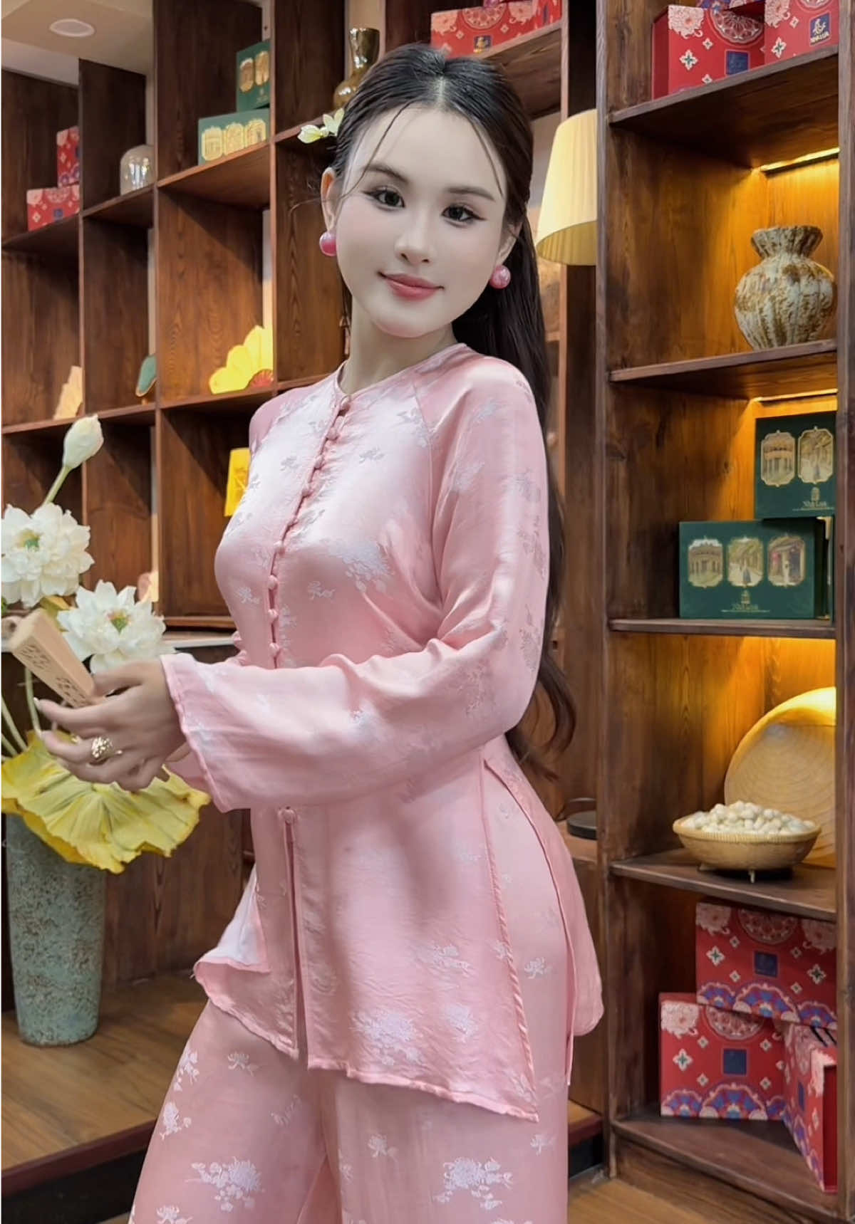 Set áo bà ba lụa tơ tằm Diệu An màu hồng ngọt ngào  #phapphucdichua #phapphucnhalua #aobaba #aobabacaocap 