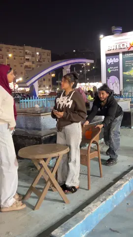 اقوي مقلب هتموت من الضحك 😂#føöx #fypシ゚ #viral #الشعب_الصيني_ماله_حل😂😂 