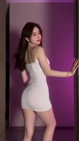 🤍 VÁY BODY 2 DÂY HOT TREND 🤍 ✨ Thiết kế body ôm dáng – tôn đường cong cực đỉnh✨ Hai dây mảnh nhẹ nhàng nhưng vẫn sexy nổi bật✨ Chất vải co giãn, ôm body mà vẫn thoải mái✨ Form chuẩn đi bar, đi tiệc, hẹn hò hay cafe đều xinh 🔥 Item “must-have” cho nàng mê phong cách quyến rũ🌟 Mặc lên là hack dáng, lên hình cực slay 📩 Comment “VÁY” để được tư vấn size chuẩn🛒 Nhấn mua ngay – Freeship tận nơi #vaybody #vaydibar #dambody #outfitnu #thoitrangnu 