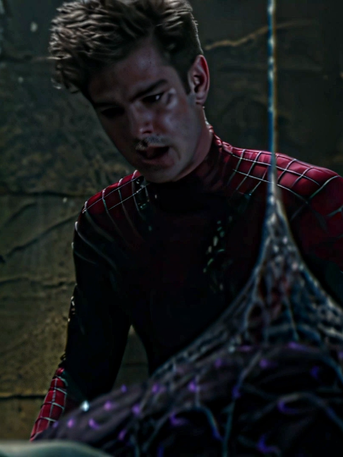 EDIT | O Espetacular Homen Aranha | IB:@cin3dark #spiderman #peterparker #spidermannowayhome #andrewgarfield #tobeymaguire #emmastone #edit #fy #fypシ #fypシ゚viral #filmes #cinnamongirl