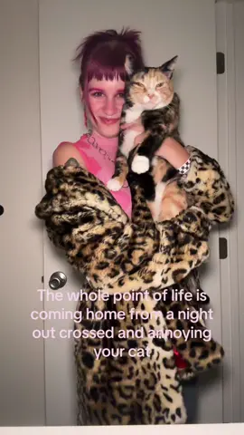 I promise she loves me 
