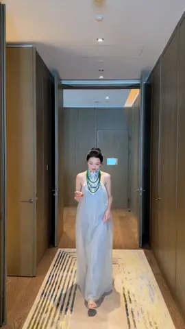 Ngọc đẹp nhờ người, người sang nhờ ngọc.  Đào Hỷ Nhi là minh chứng rõ nhất.💚 #xuhuong #ngocphithuy #vongtayngoc #trangsucngoc 