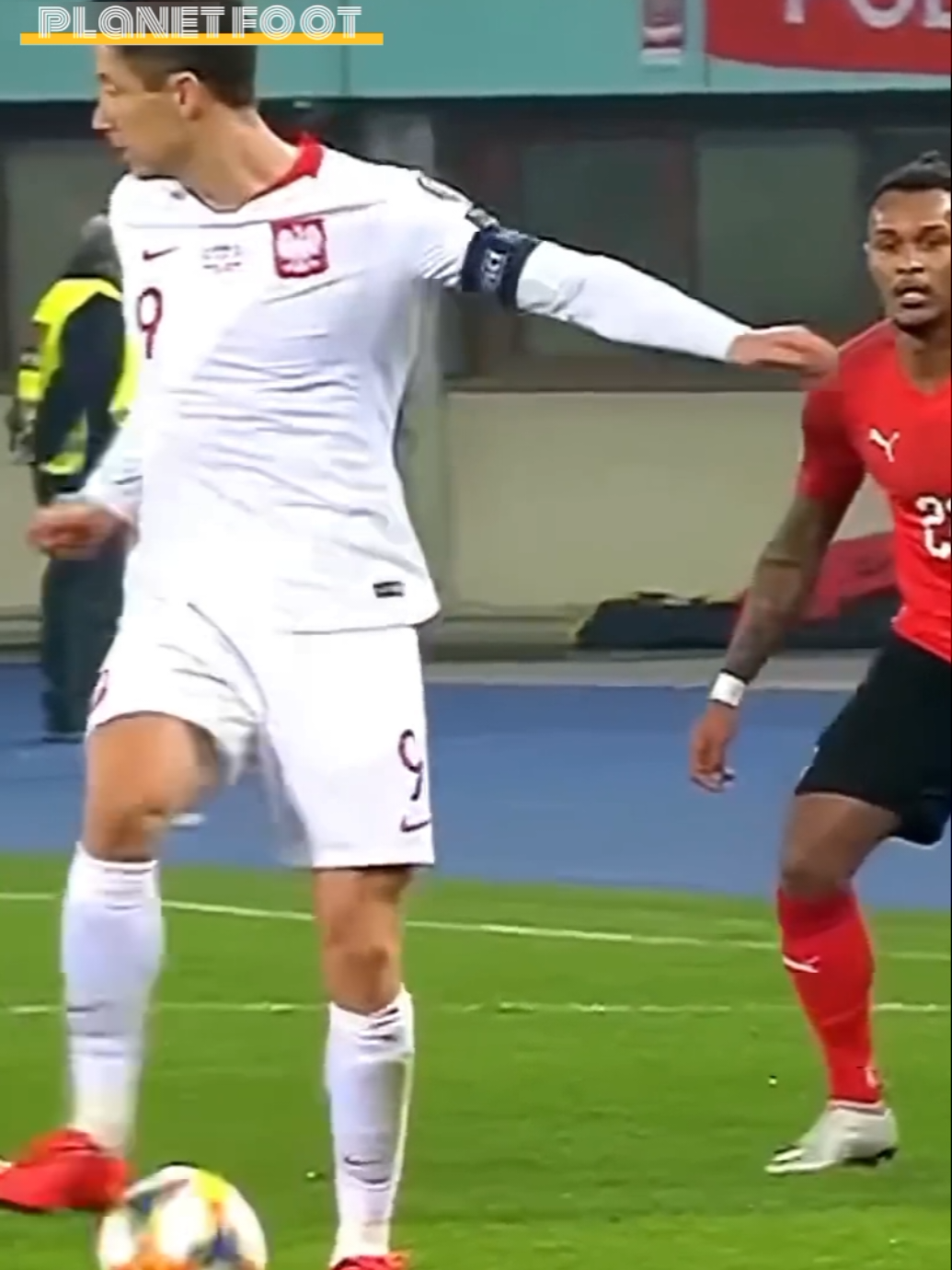 The most beautiful dribbles and passes from football legends 🎩⚽ When the ball played and the legends conducted the orchestra Dribbling is an art... and passing is a poem#creatorsearchinsights #fpy #tiktokviral #cap #for 