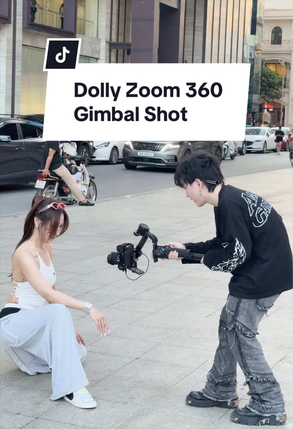 Dolly zoom 360 Gimbal Shot #filmmaker #videography #photography #gimbal #cinematography 
