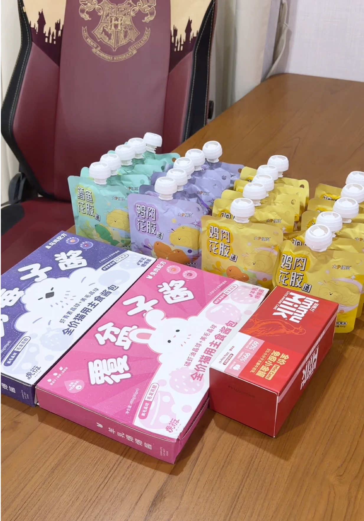 ใครทำงานก็จู้ๆน้าา #morsgangcat #morsgangcatunboxing #catfood 