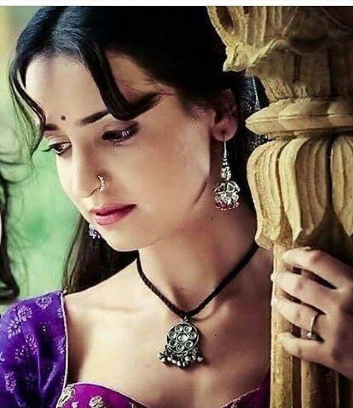 there was something so beautiful about #sanayairani as #parvati #rangrasiya 