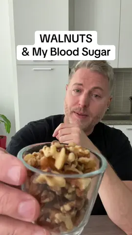 What do these walnuts do to my glucose levels? #glucose #bloodsugar #walnuts 