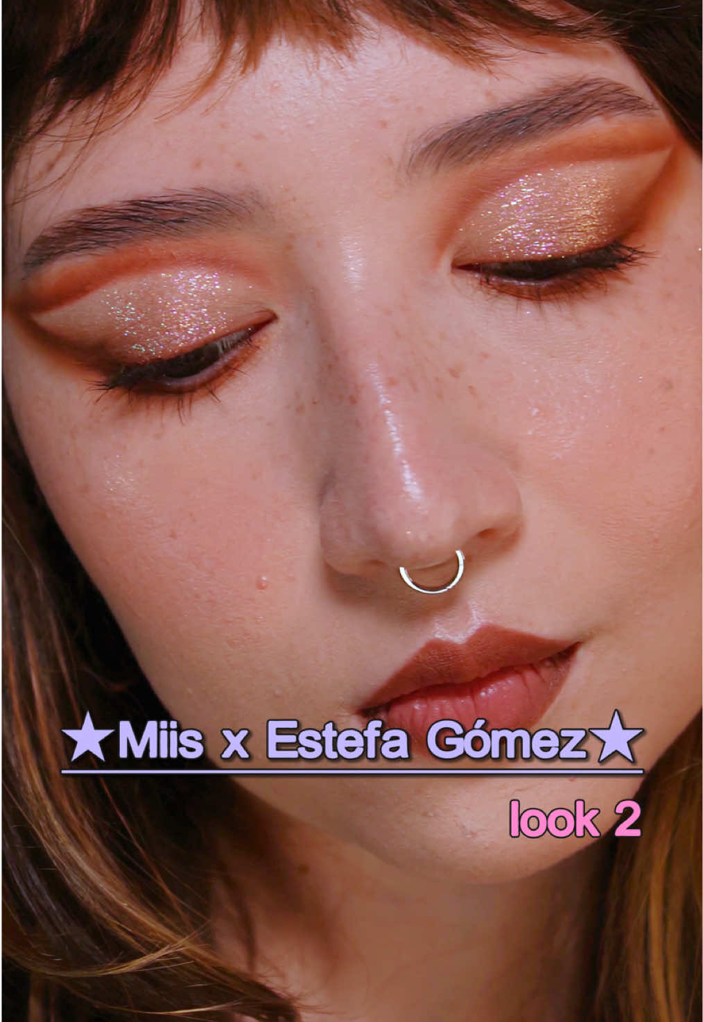 ✨🌙 Tutorial # 2 con la paleta Luna by Miis x Estefa Gómez 💜 Seguimos explorando toda la magia de esta paleta y este look es prueba de que los tonos de Luna combinan perfecto entre sí. 😍✨ ¿Ya recreaste el look # 1? Porque este segundo capítulo está igual de espectacular. 👀   Disponible en: 🛍️ Miiscosmetics.com 🛒 Tiendas físicas en Medellín y Bogotá 💜  #miiscosmetics #maquillajecolombia #sombrasdeojos #paletadesombras #tutorialmakeup 