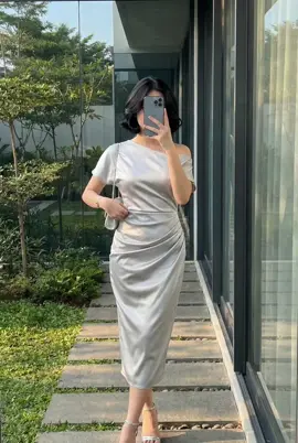 #dresswanita #mididress #satindress #gaunpesta 