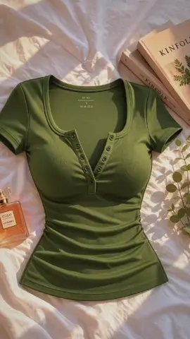 Ganda 😲🔥 #shirt #topforwomen #fitted #bodyhugging #outfit 