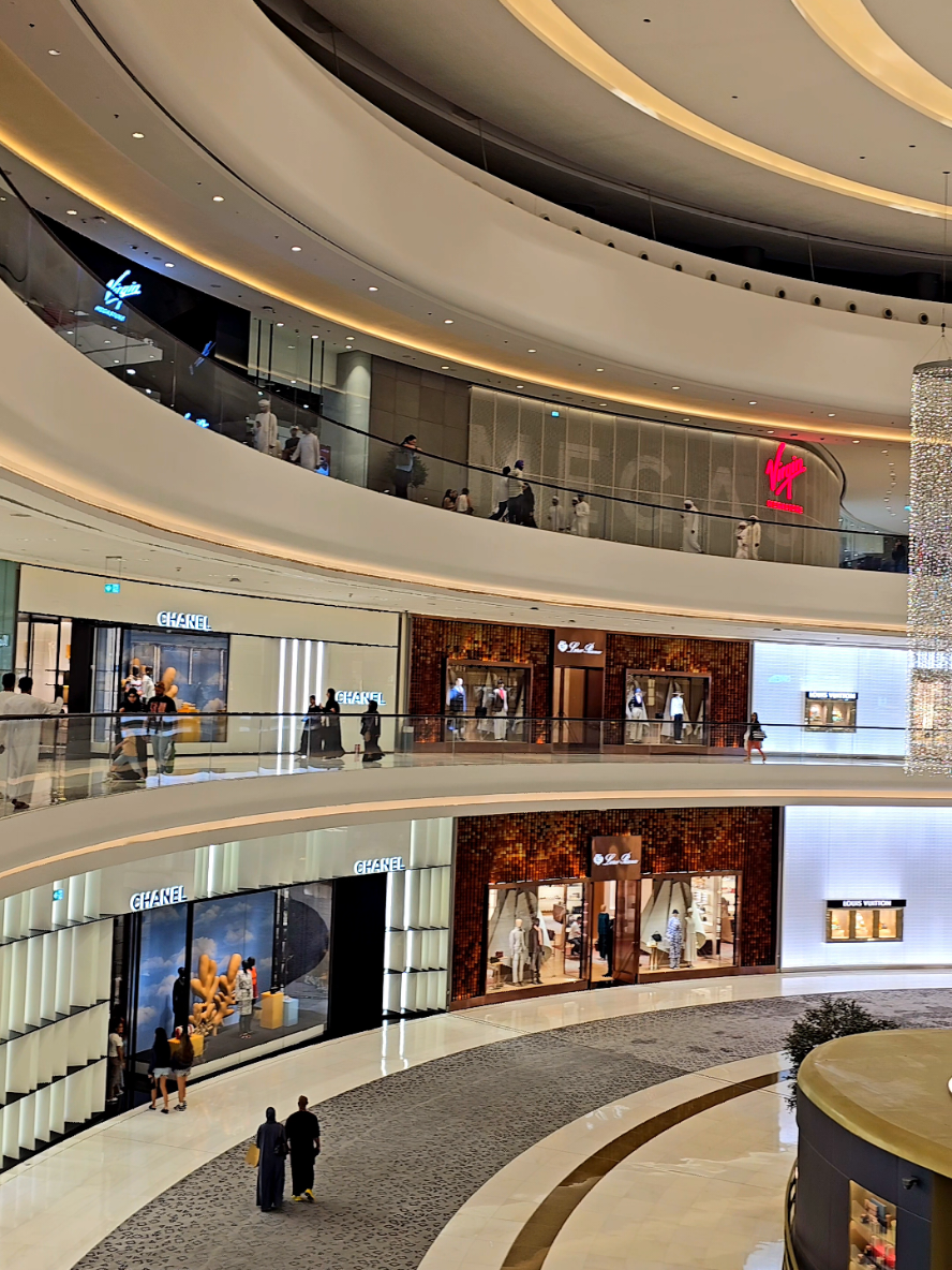 Mind-Blowing and Amazing View Dubai Mall Dubai UAE #dubai #uae #4kdubai #dubaimall 
