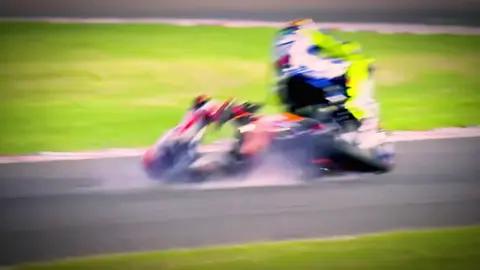 #valentinorossi VS #marcmarquez 🏁 #motogp #CapCut 
