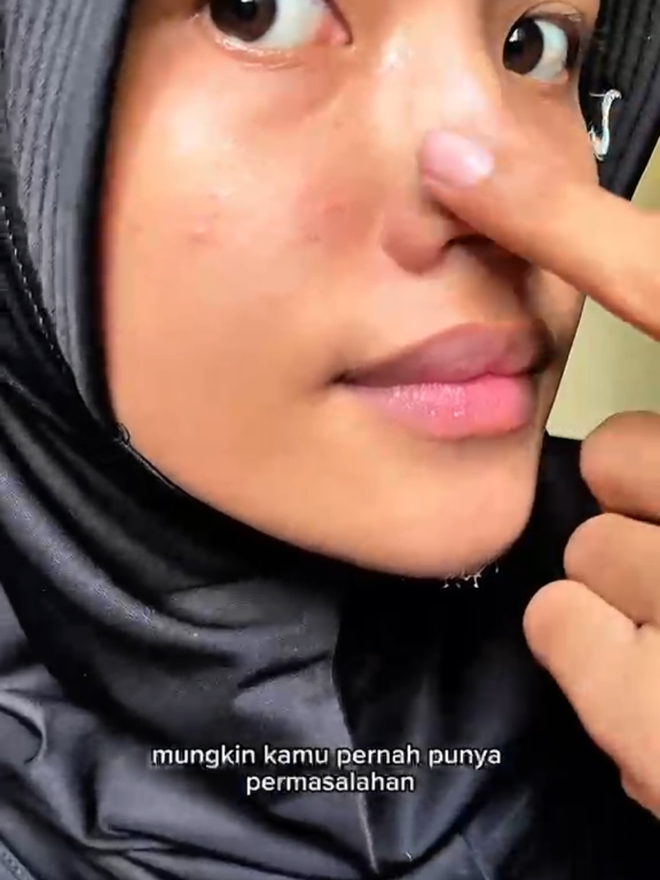 kadang yang bikin kulit keliatan lebih glowing bukan makeupnya, tapi kondisi kulitnya 🤍✨ #GlowUpSebadan #TonerExfo #GlycolicAcid 