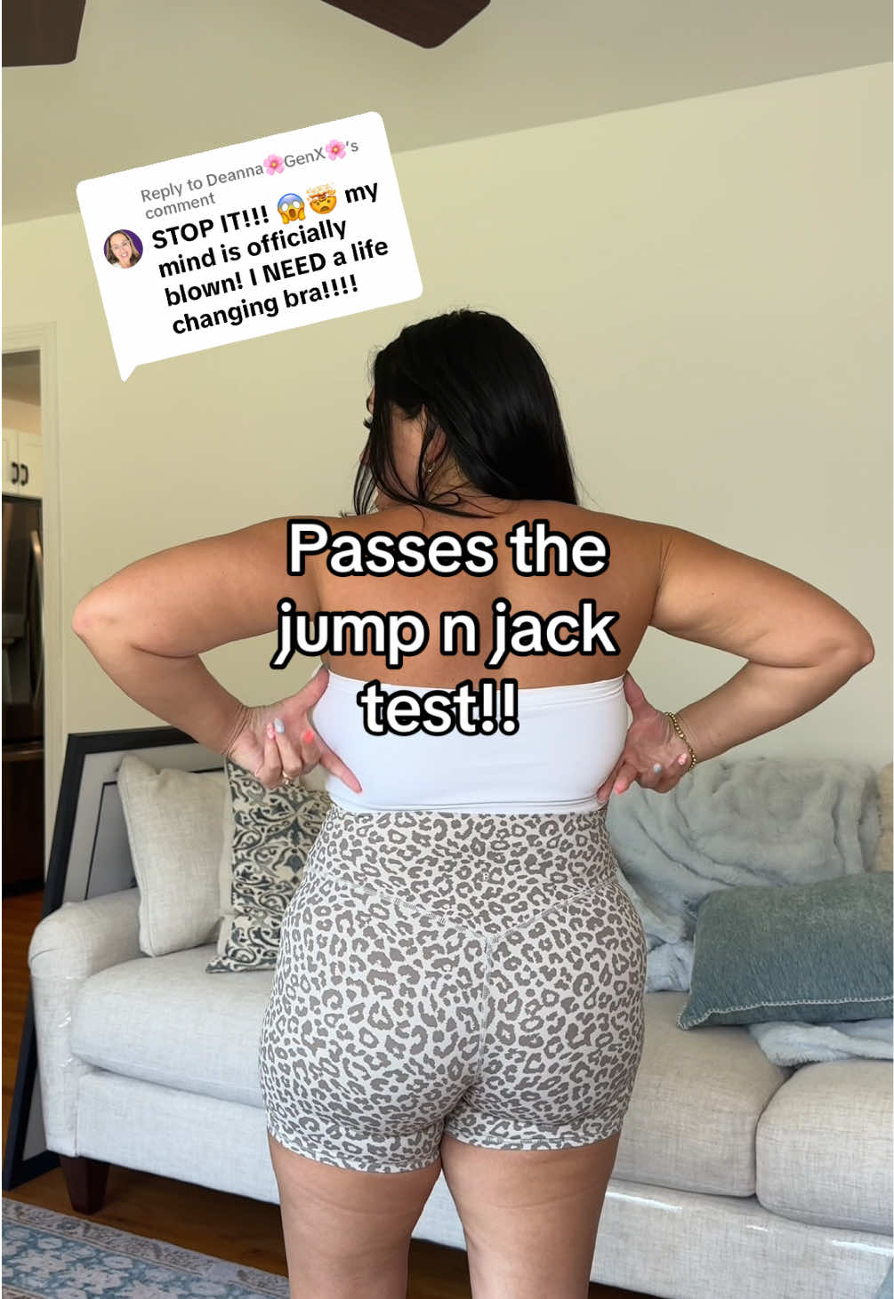 Replying to @Deanna🌸GenX🌸 a strapless bra that actually passes a JUMP N JACK TEST?!?  #summervibes #dealsforyoudays #weeklydeals #bra #straplessbra 