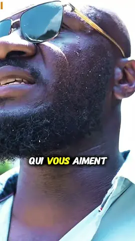 CERTAINES_PERSONNES_NE_T’AIMENT_PAS,_ELLES_AIMENT_SEULEMENT_LA_VERSION_DE_TOI_QU’ELLES_CONTRÔLENT 💔🖤❤️✍️✍️✍️ #MWEKASSANCETV #motivationfrançaise 