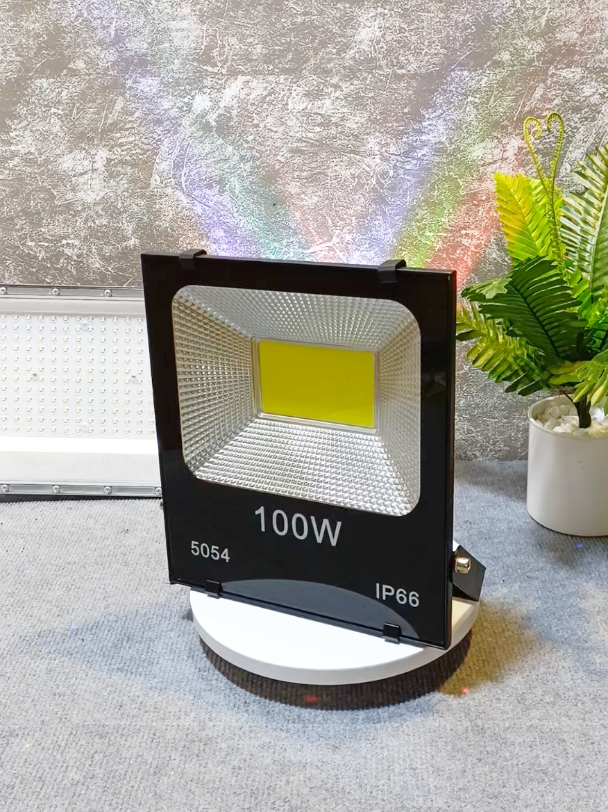 Đèn Pha LED Ngoài Trời 