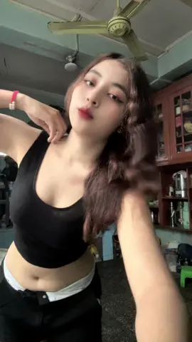 ဒီအကလေးကို စွဲလမ်း🤪#jointrend #ဘာညာပေါ့ကွာ♡ #ဒီတစ်ပုဒ်တော့fypပေါ်ရောက်ချင်တယ် #fyppppppppppppppppppppppp #စတာပါဂျာ👀 