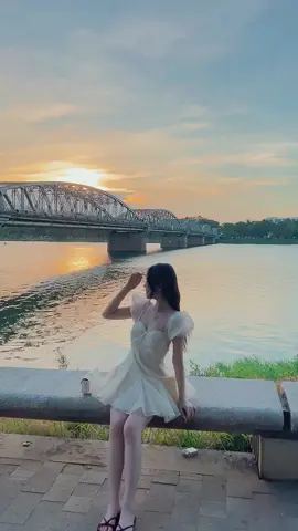 Anh sẽ gặp em ở Thành phố Huế 🌅                                                                                                                                                                                                                                                                                                                                                                               #hue #fypシ 