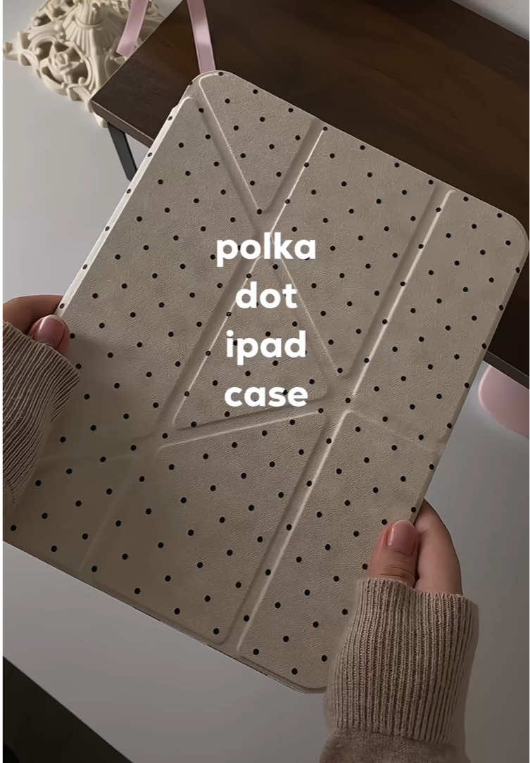 polka dots are everywhere lately, so obviously i needed them on my ipad too 😩🤎 #ipadcase #case #caseforipad #polkadotcase #ipadcase11thgen 