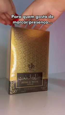 ✨ Attar Al Wesal Gold ✨ Um perfume que combina frescor cítrico, flores delicadas e o toque envolvente das madeiras nobres. Elegante, marcante e impossível de passar despercebido. 💛 Quem usaria esse perfume? 👇 #AttarAlWesalGold #PerfumeArabe #PerfumesImportados #PerfumeFeminino #PerfumeMasculino   
